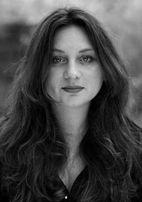 Margo Holder - Make Up
